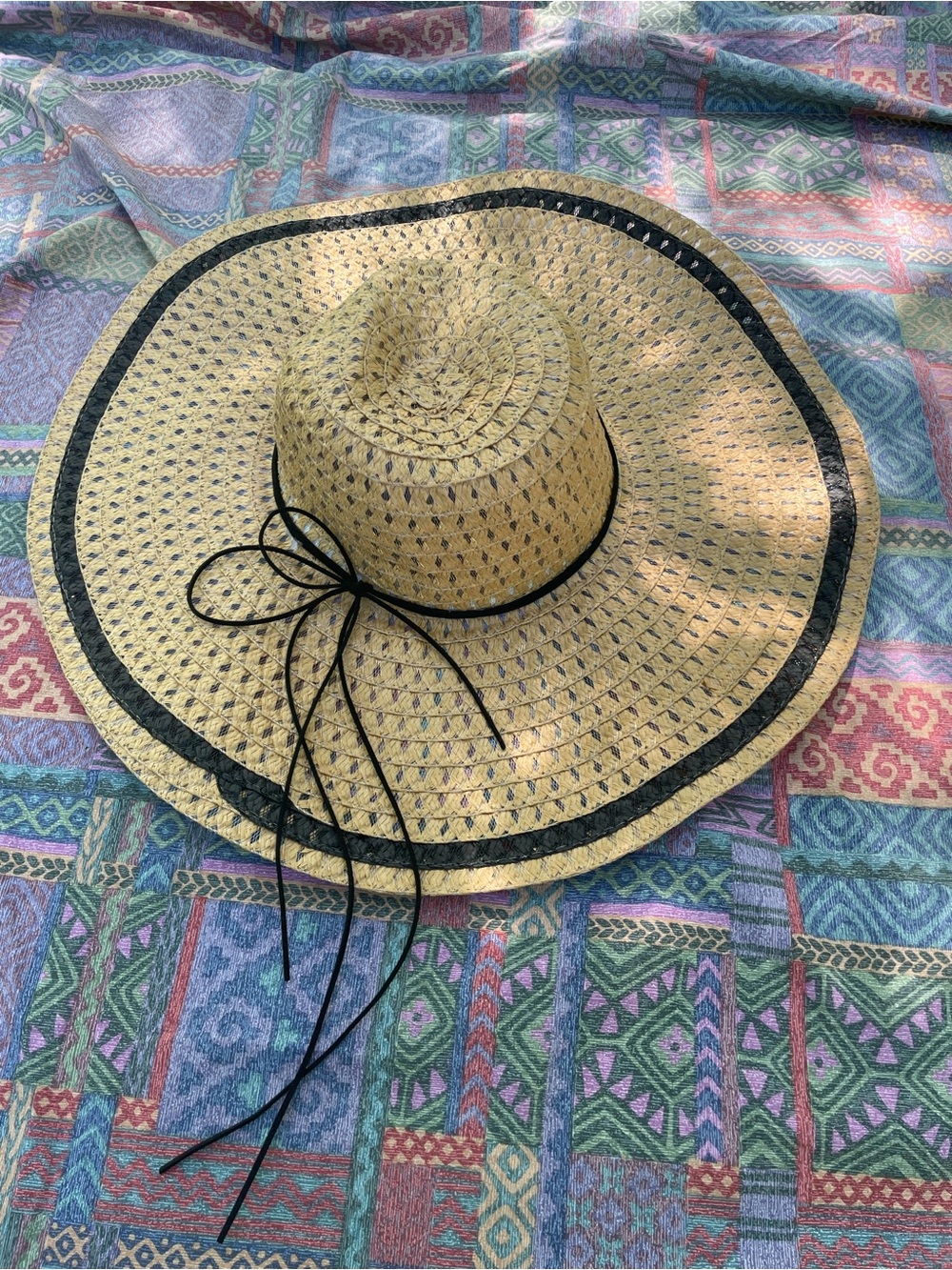 Women Straw Wide-Brim Sun Hat with Black Trim and Bow